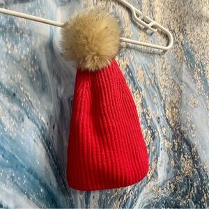 Women’s Gap Red With Fuzzy Top on Stretchy Warm Winter Hat One Size